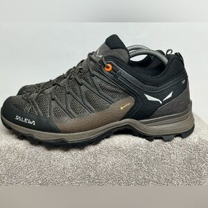 Salewa Men's Outdoor Hiking Boots - Black and Brown